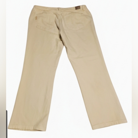 Paige Premium Capri Jeans Denim White Melrose Sz 30 X 24. 5" - Picture 3 of 16